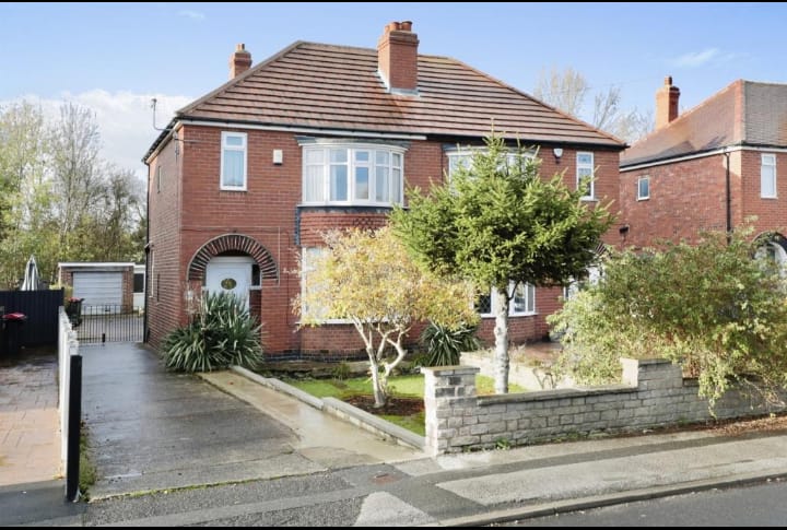 3 bed semi detached house for sale in the UK