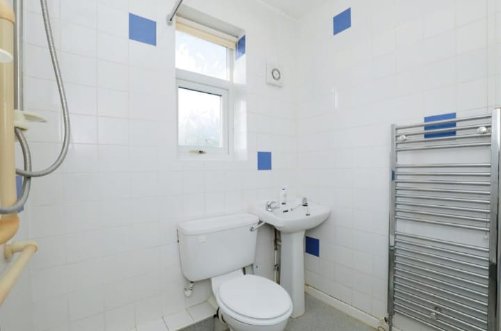 3 bed semi detached house for sale in the UK